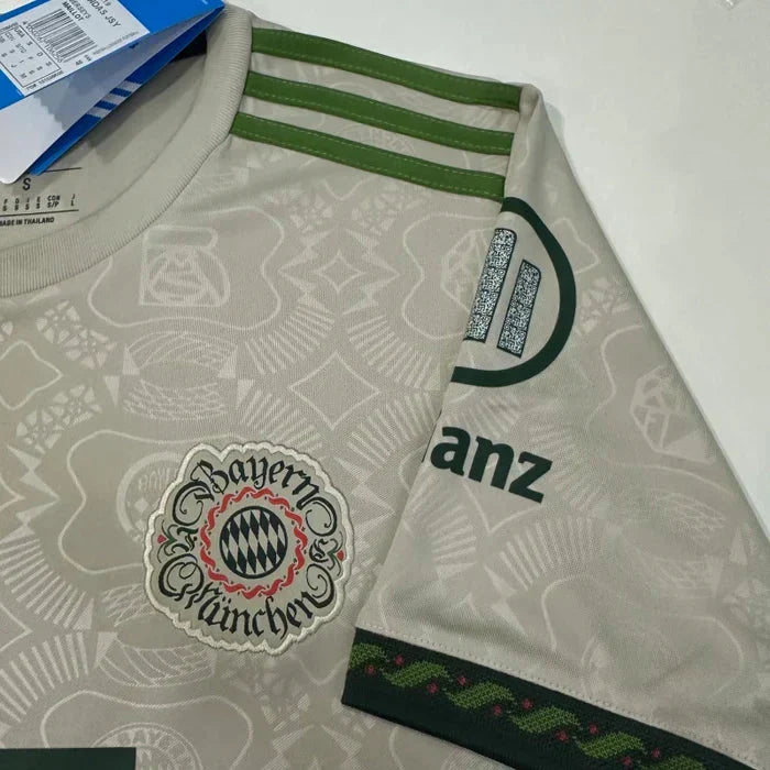 COMBO Bayern Munich 2025/26 + Oktoberfest Jersey