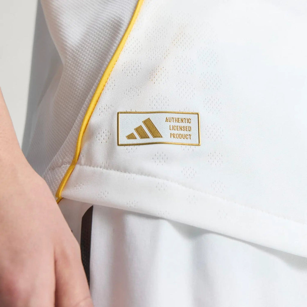 Real Madrid 25/26 Home Jersey #8 VALVERDE